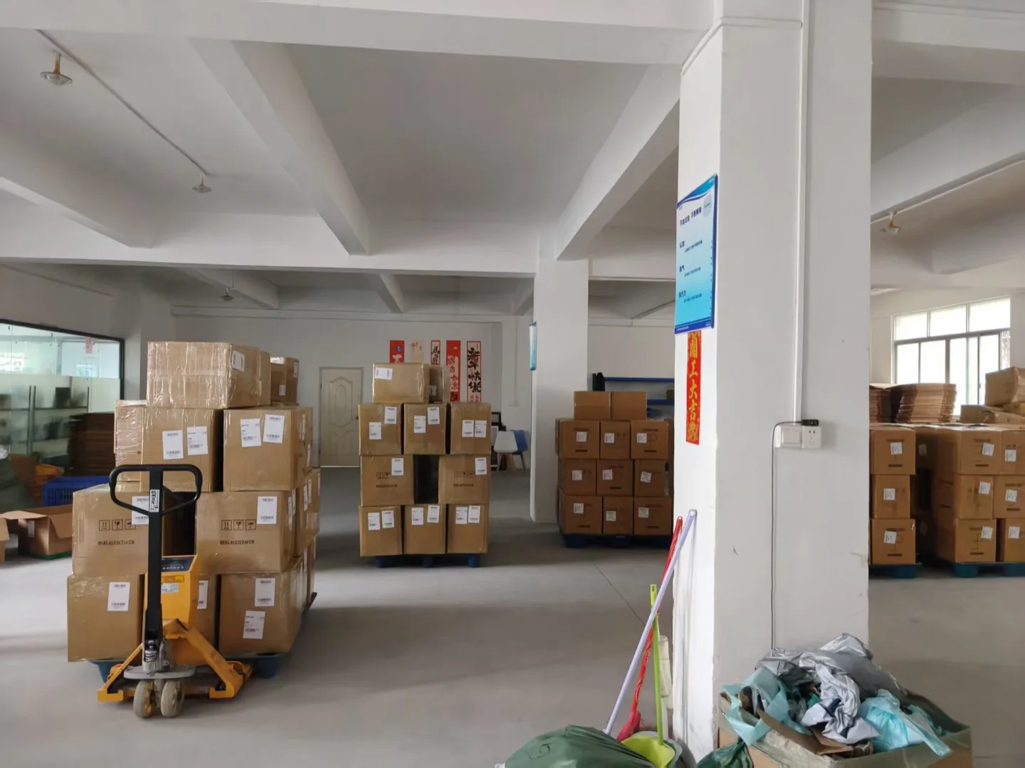 Haishun staff handling cartons at the China origin operation